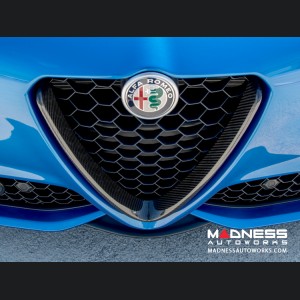 Alfa Romeo Giulia Front V Shield Grill Frame - Carbon Fiber